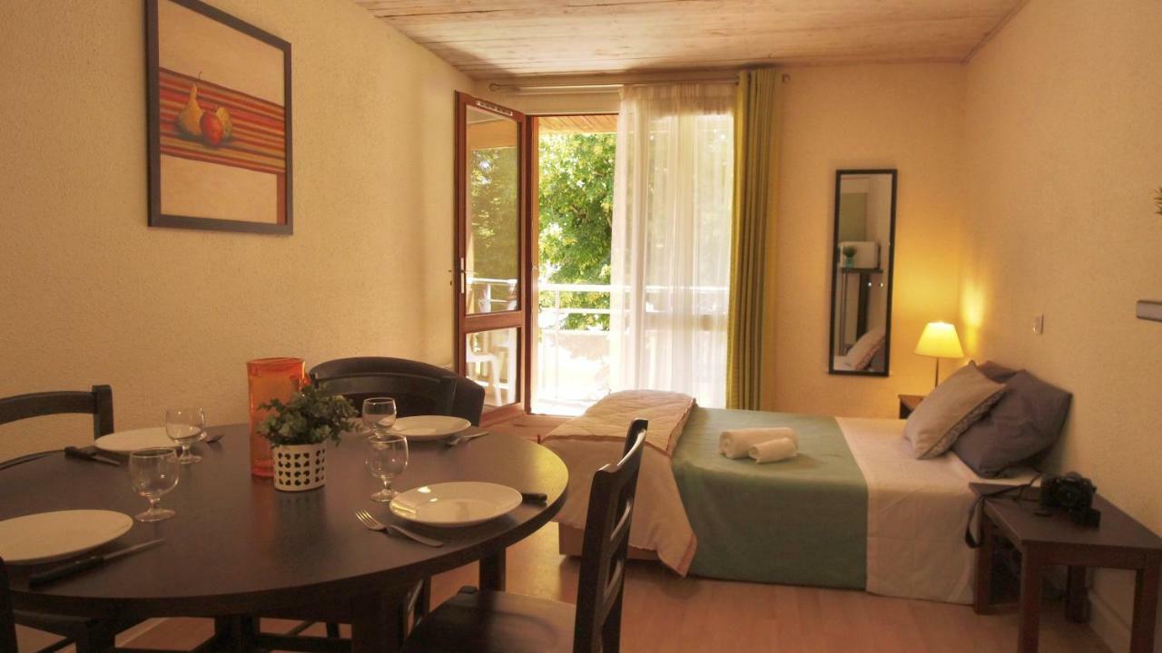Vvf Sud Aveyron Hotel Brusque Luaran gambar
