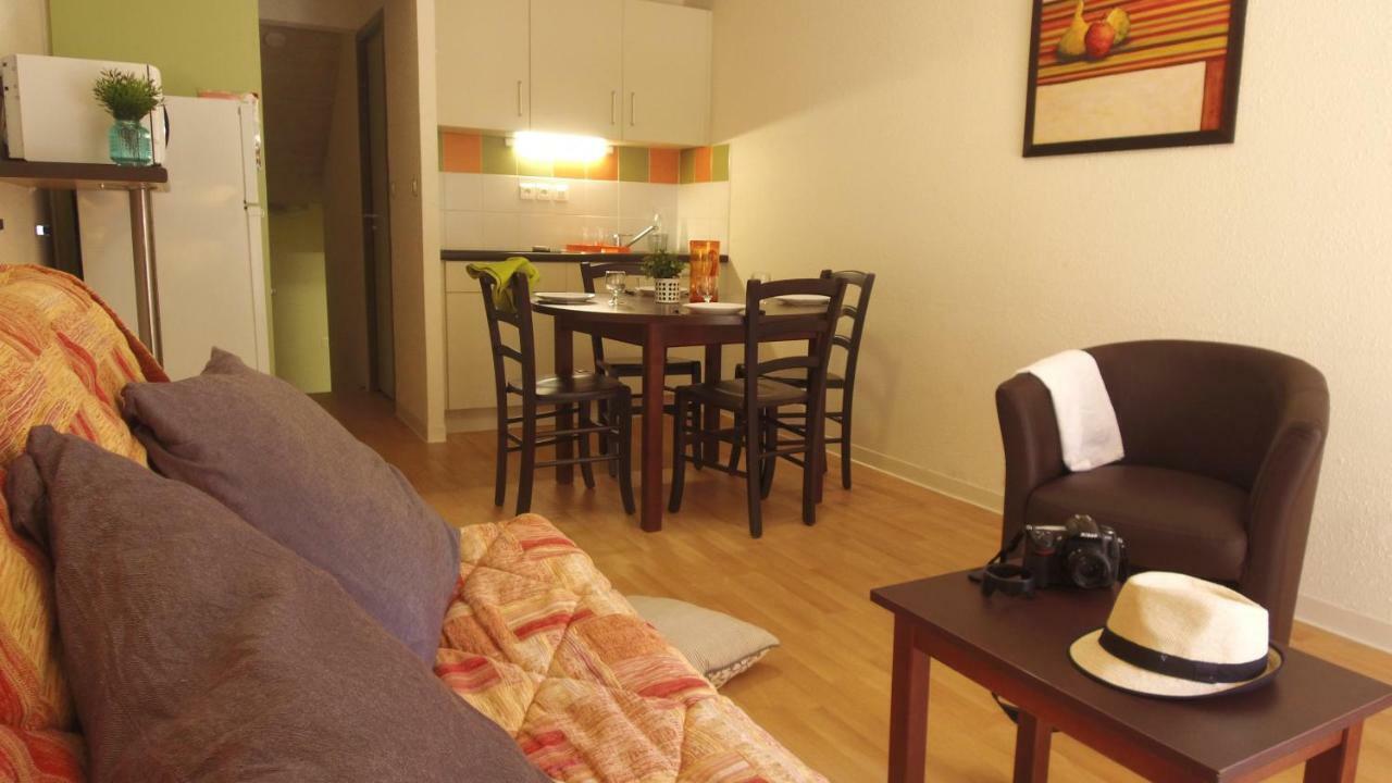 Vvf Sud Aveyron Hotel Brusque Luaran gambar