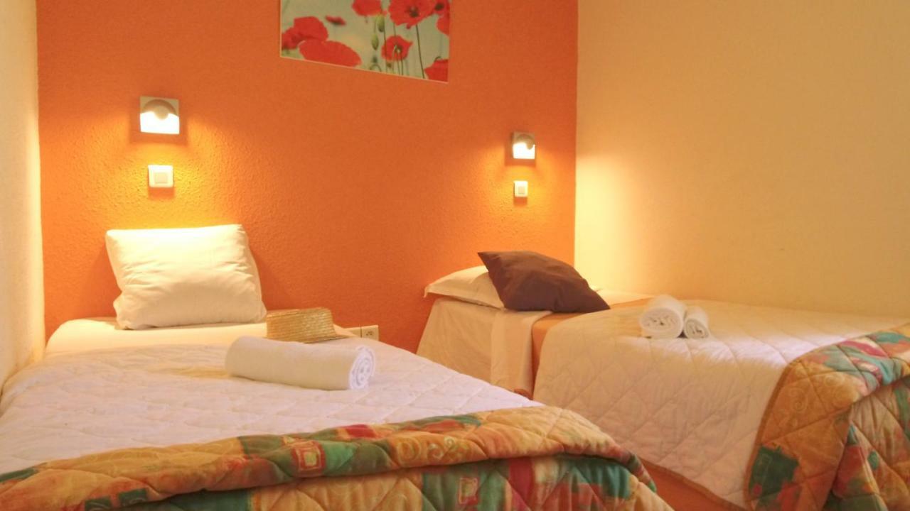 Vvf Sud Aveyron Hotel Brusque Luaran gambar